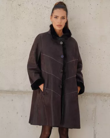 Sale | Dark brown sheepskin coat with stand-up collar