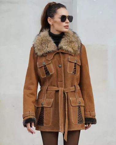 Sale | Camel sheepskin coat with separate belt