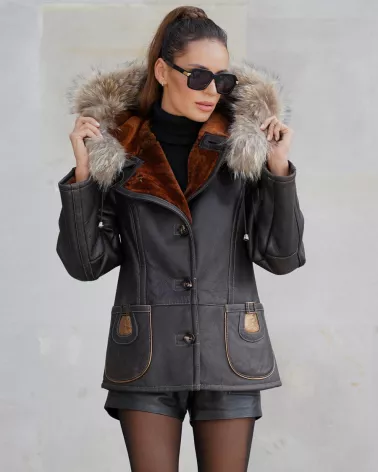 Sale | Brown sheepskin coat with hood