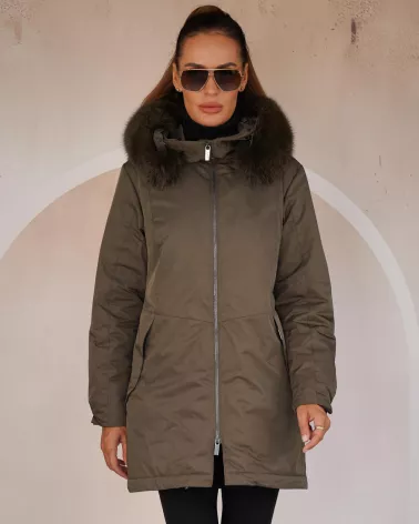 Wodoodporna kurtka typu parka w kolorze khaki