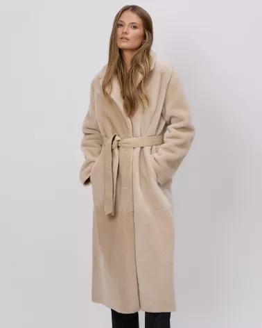 Beige reversible sheepskin coat with a separate belt