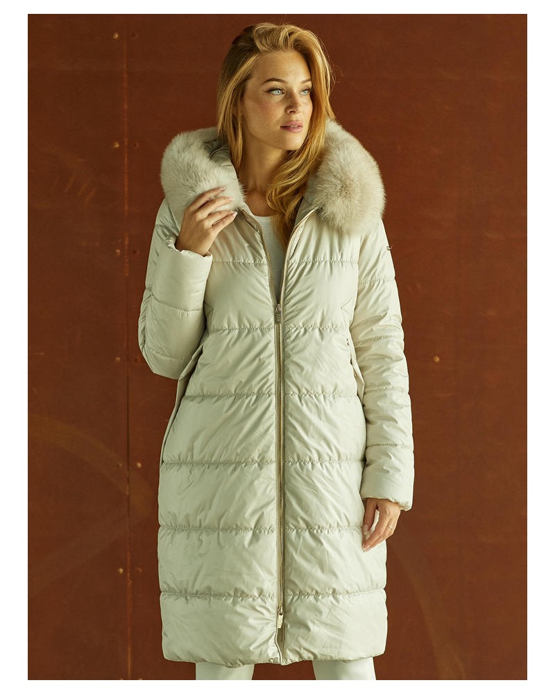 Light beige long winter jacket with fox fur