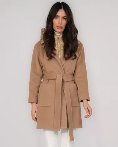 Camel wool and cashmere coat with detachable lining