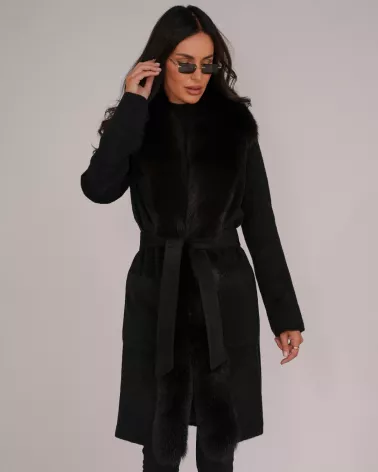 Czarny płaszcz z alpaki