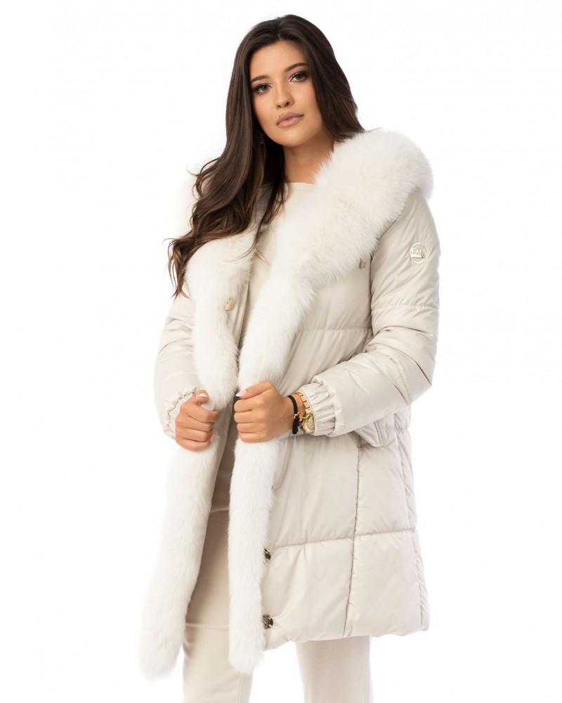 Light beige mid-lenght winter jacket with fox fur