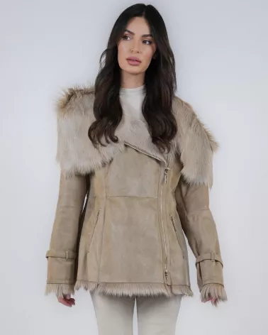 Sale | Beige jacket made of goat fur