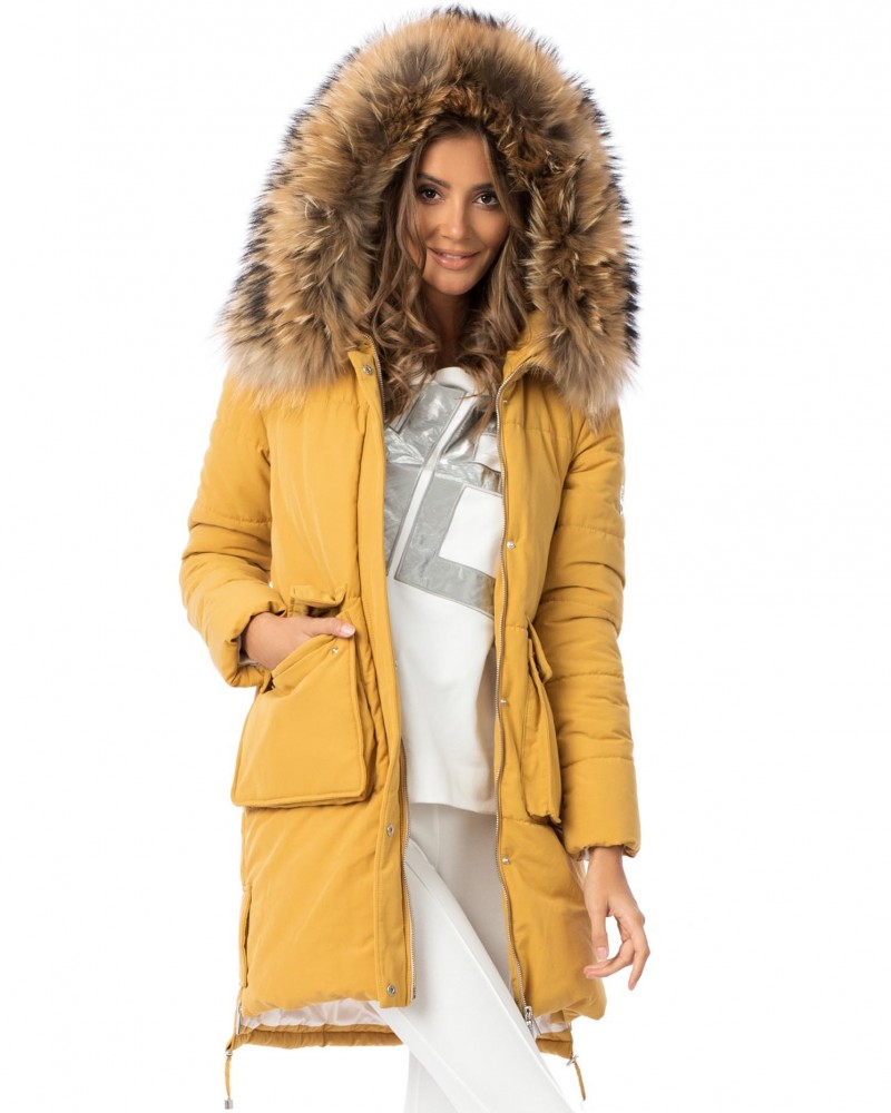 New in | Yellow winter parka with hood trimmed with racoon