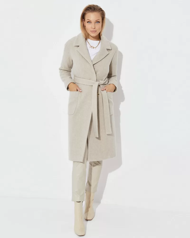 Long beige wool coat whit cashmere