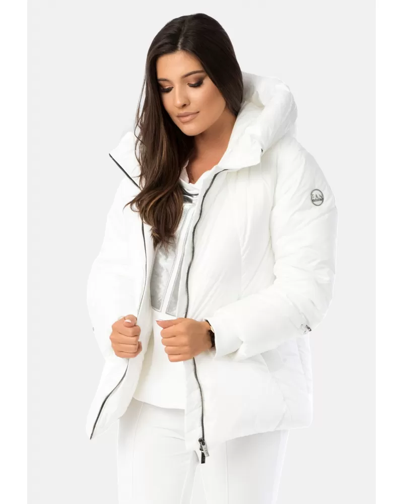 Biała kurtka puchowa rozmiar L