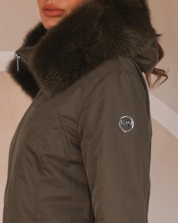 wodoodporna-kurtka-typu-parka-w-kolorze-khaki