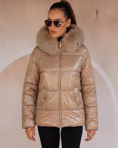 kurtka-puchowa-z-kapturem-w-kolorze-camel