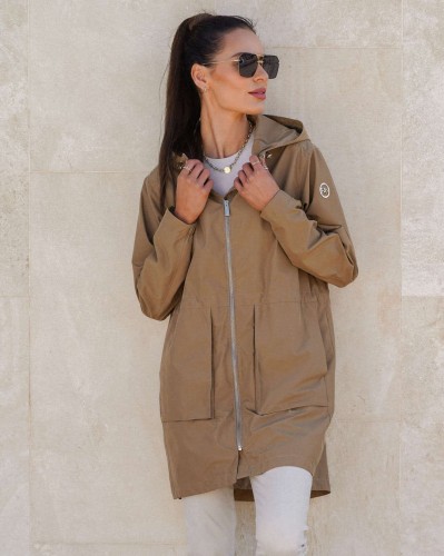 wodoodporna-kurtka-typu-parka-w-kolorze-camel
