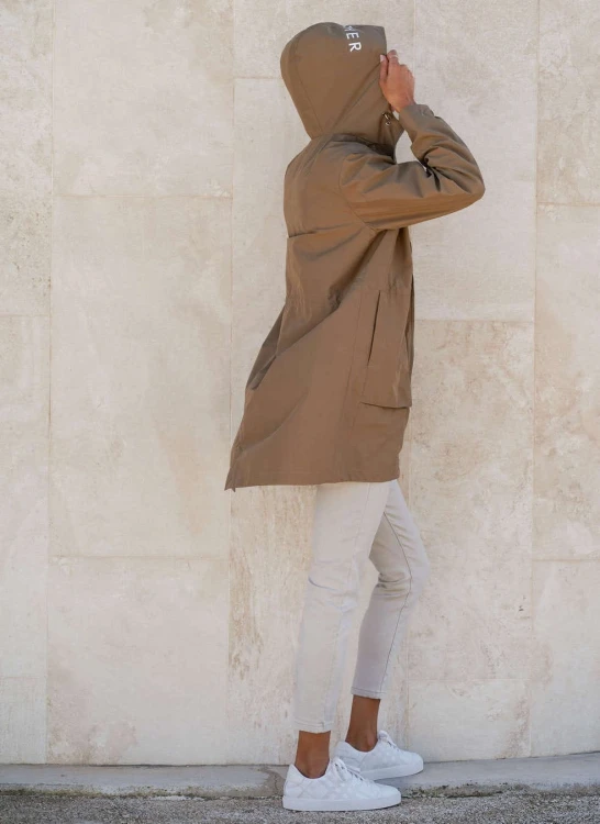 wodoodporna-kurtka-typu-parka-w-kolorze-camel