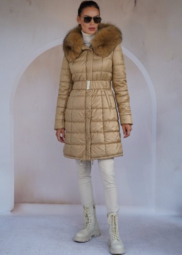 kurtka-puchowa-z-kapturem-w-kolorze-camel