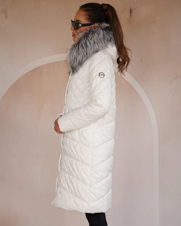 wyprzedaz-biaa-kurtka-puchowa