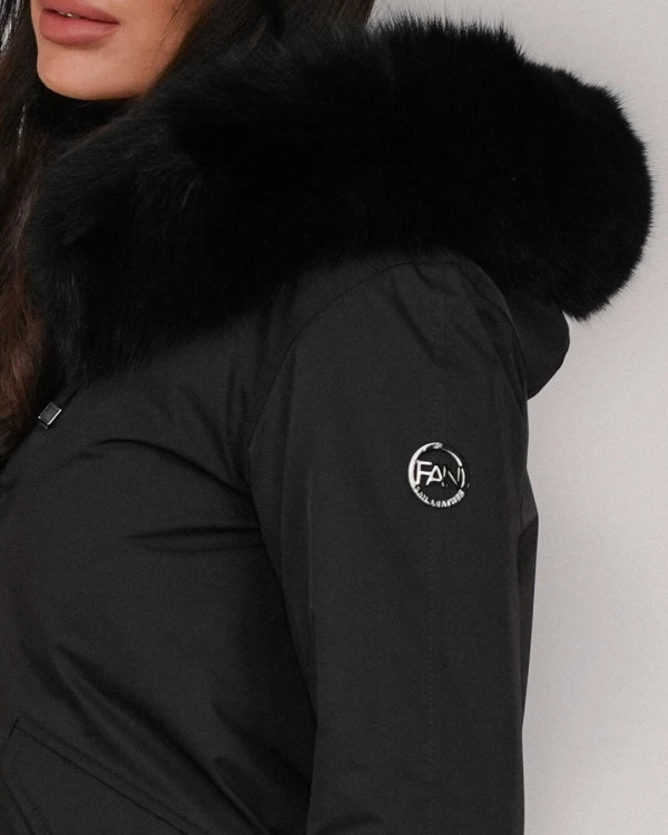wodoodporna-czarna-dwustronna-kurtka-typu-parka