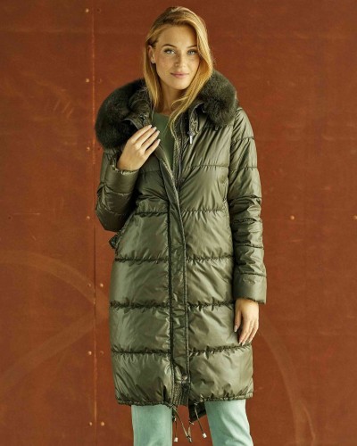 kurtka-puchowa-z-kapturem-w-kolorze-khaki