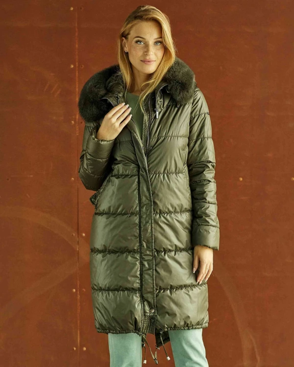 kurtka-puchowa-z-kapturem-w-kolorze-khaki
