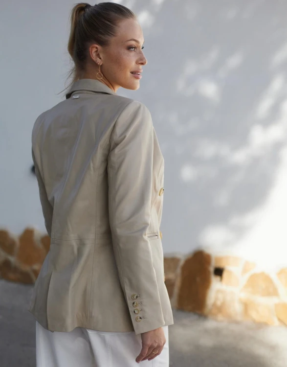 marynarka-skorzana-w-kolorze-ivory