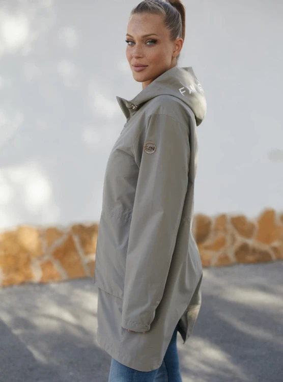 oliwkowa-wodoodporna-kurtka-typu-parka