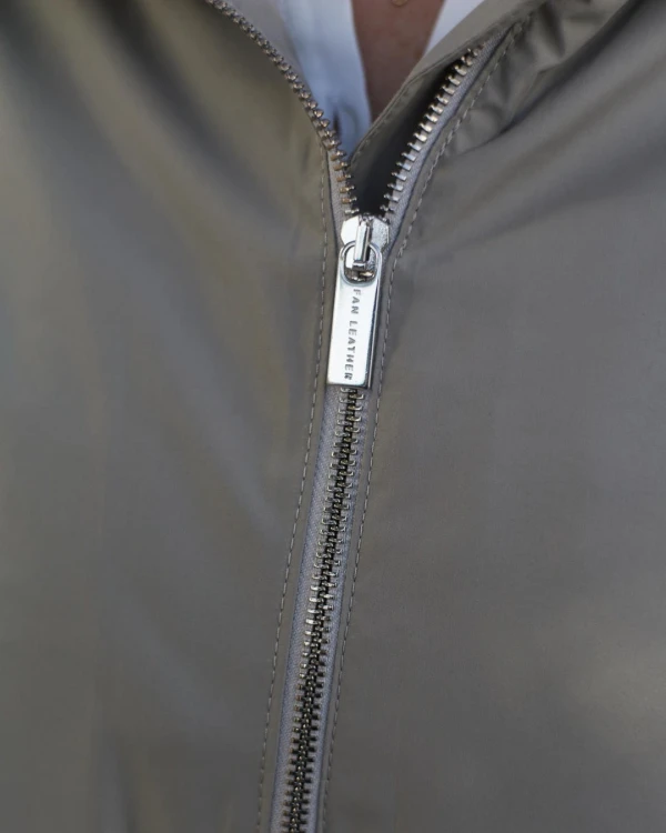 oliwkowa-wodoodporna-kurtka-typu-parka